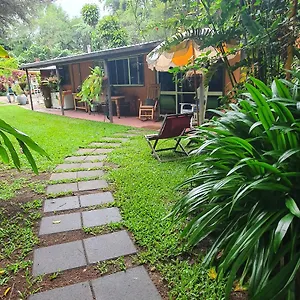 Lodge Garden, Jaggan