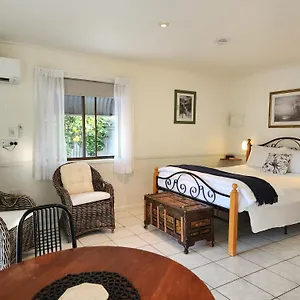 Apartment And Tours, Chillagoe